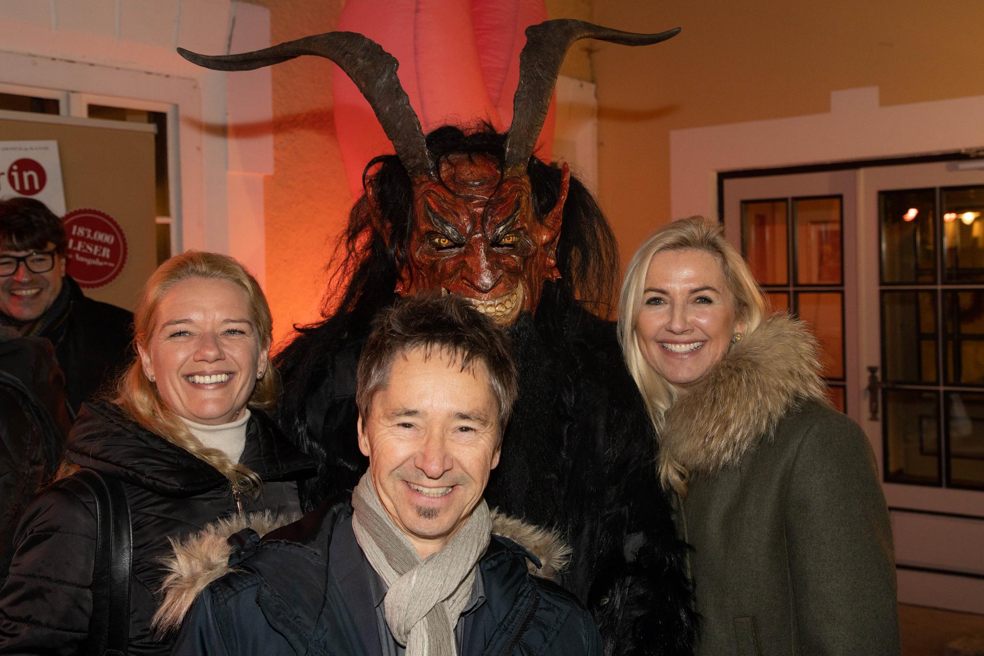 Adventzauber Aigen Charity Krampus und Gäste Adventzauber Aigen Charity Krampus und Gäste