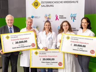 Scheckübergabe Krebshilfe Stipendium an Forscherinnen